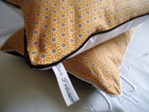 linge de lit jaune